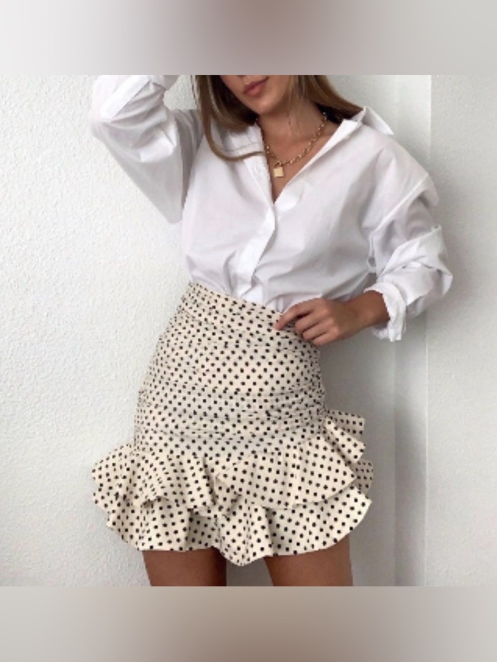 Zara Cream and Black Polka Dot Ruched Ruffle Mini Skirt | M - Picture 5 of 9
